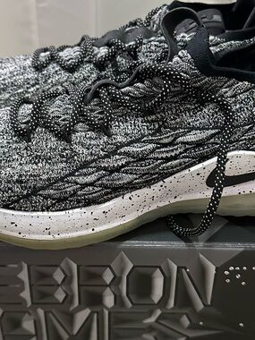 Gently worn LeBron XV Low Nike Black/White Knit Sneakers.  Men’s Size 8.5.